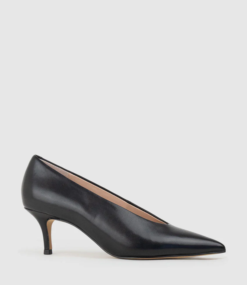 CORA60 Choked Pointed Pump in Black - Image 3