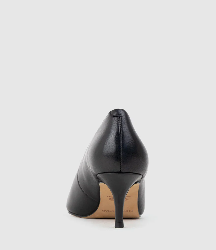 CORA60 Choked Pointed Pump in Black - Image 4