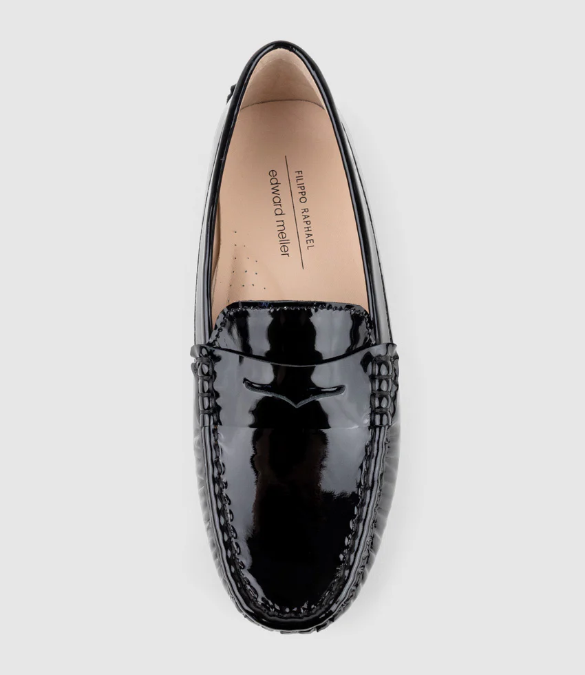 GRACEY Driving Moccasin in Black Patent - Image 4