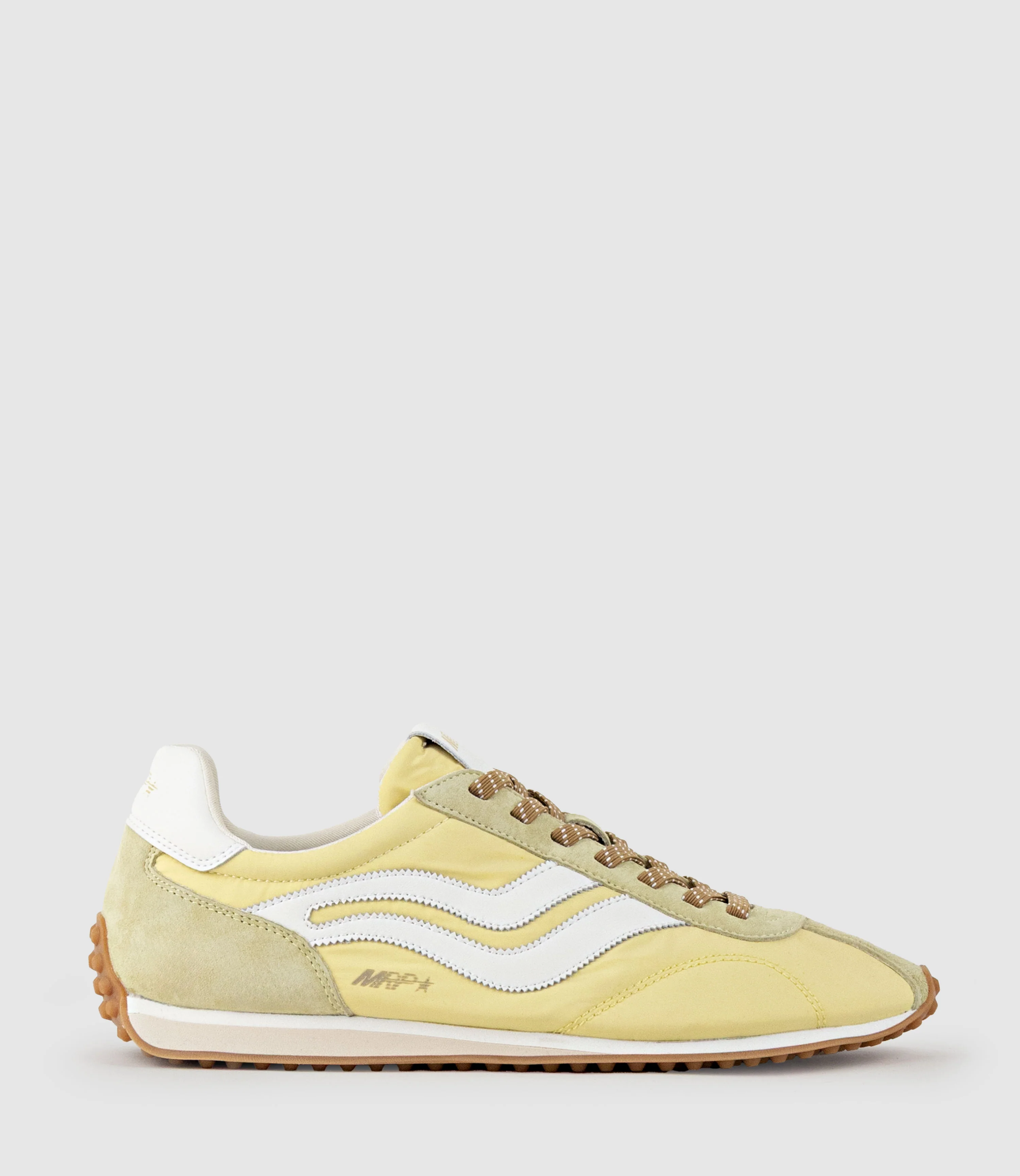 JAMILLA Wave Sneaker in Banana Combo