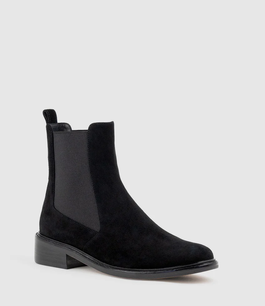 WALKER30 Chukka Boot in Black Suede - Image 2