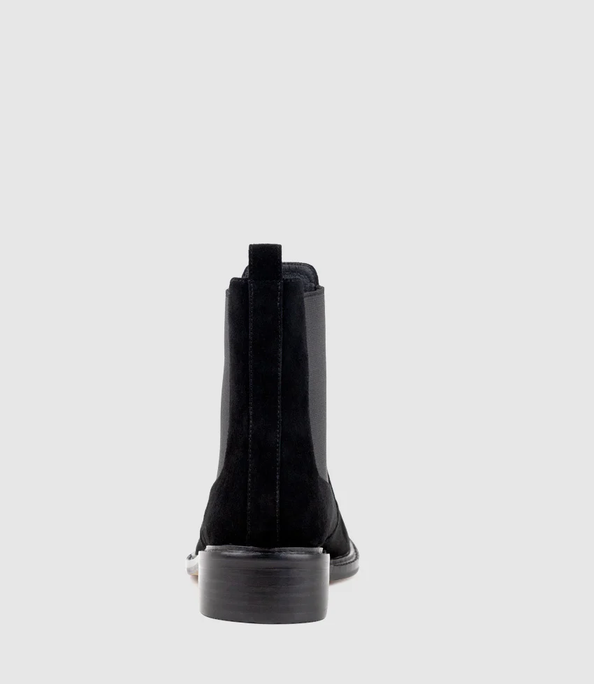 WALKER30 Chukka Boot in Black Suede - Image 3