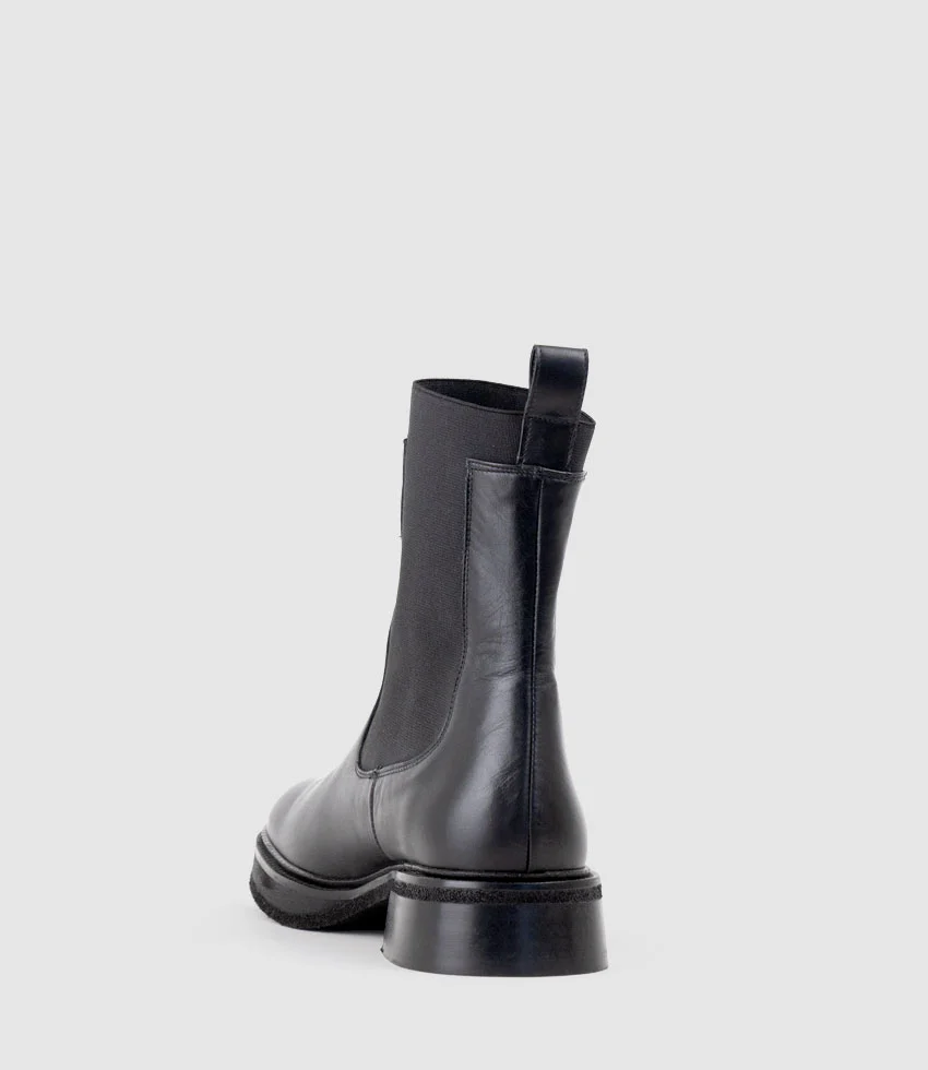 WENDYL Ankle Boot with Gusset in Black - Image 5