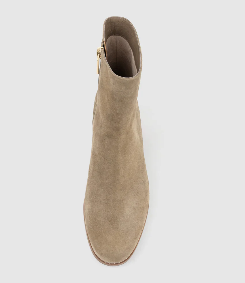 WESTON40 Ankle Boot with Zip in Latte Suede - Image 5