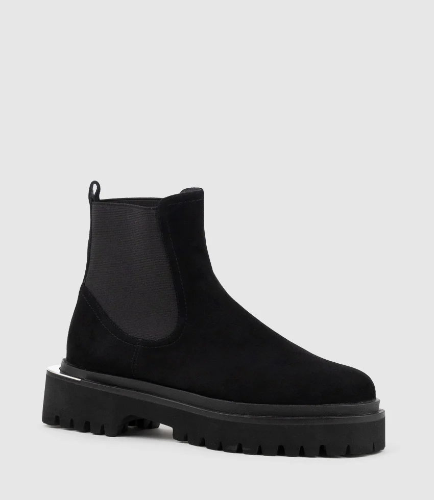 WILMOTT Chukka Boot on EVA Sole in Black Suede - Image 3